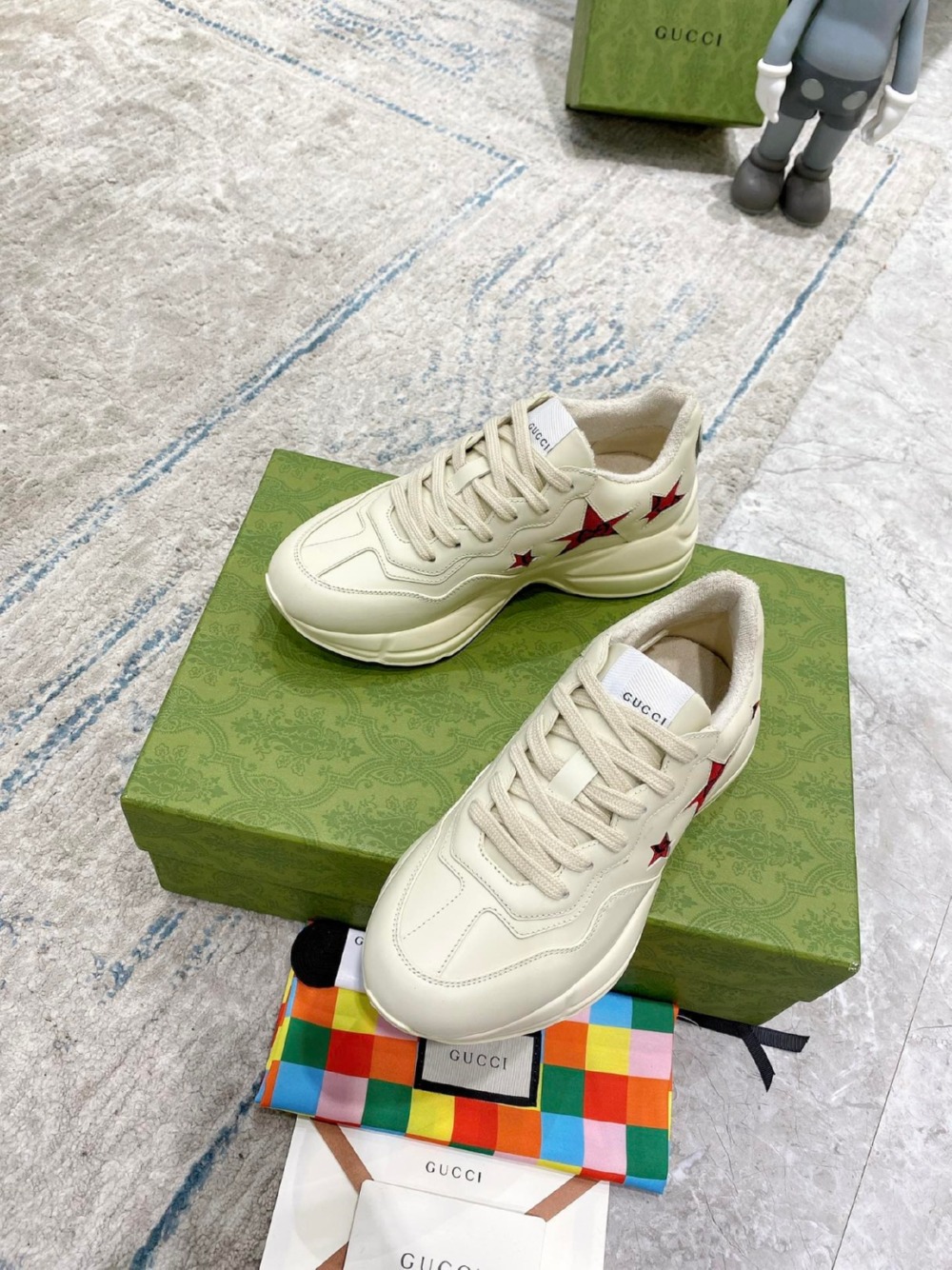 j010.jpg
